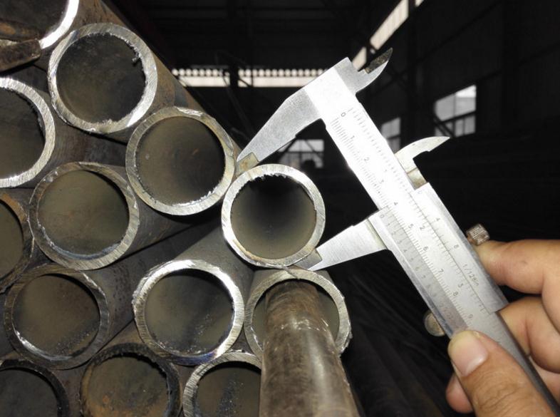 P22無(wú)縫鋼管.jpg P22無(wú)縫鋼管.jpg